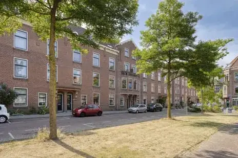 Tussenwoning te koop: Betje Wolffstraat 46, Spangen Rotterdam