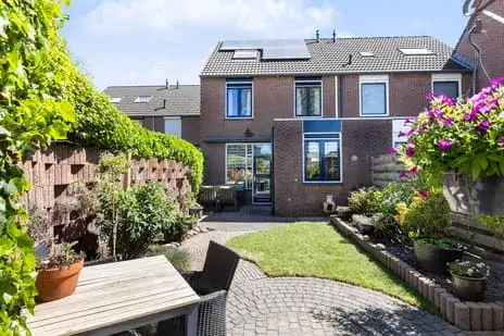 Corner house for sale: Betsy Westendorpstraat 21, Orden Apeldoorn