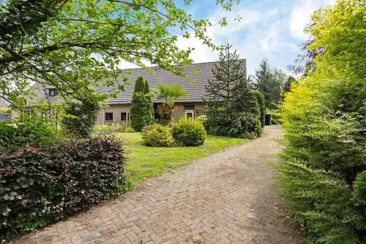 Twee-onder-één-kap te koop: Beukelaarstraat 5A, Oude ontginning Veghel