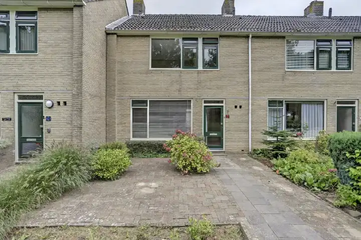 Terraced house for sale: Beukenhof 58, West Ridderkerk