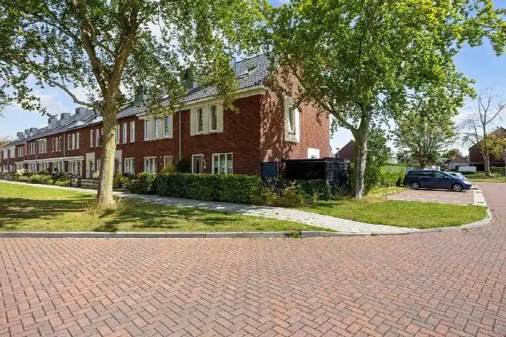 Hoekwoning te koop: Beukenlaan 75, Opwierde Zuid Appingedam