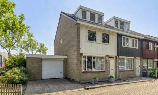 Corner house for sale: Beukenstraat 151, Goes-Zuid Goes