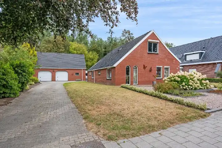 Vrijstaande woning te koop: Beumeesweg 100, Alteveer Alteveer (Gr)
