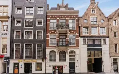 Apartment for sale: Beursstraat 25C, Oude Kerk e.o. Amsterdam