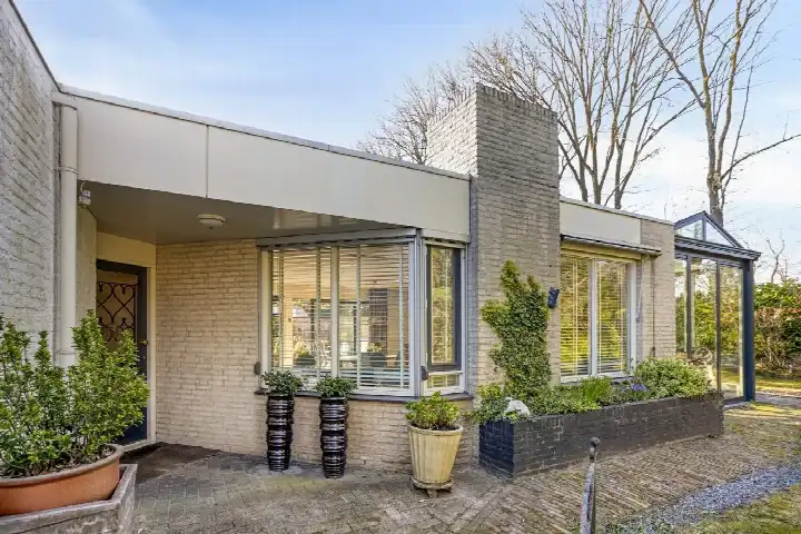 Tussenwoning te koop: Beverlaan 15, Waalre Waalre