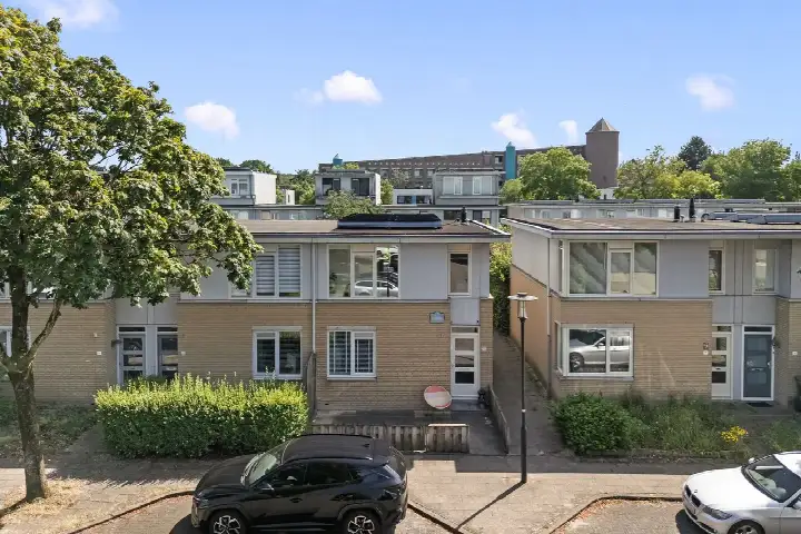 Corner house for sale: Bezuidenhout 20, Woudzoom e.o. Amersfoort