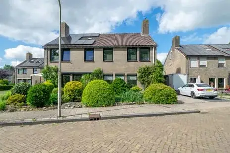 Terraced house for sale: Bieleveldlaan 73, Zuid Hoogeveen