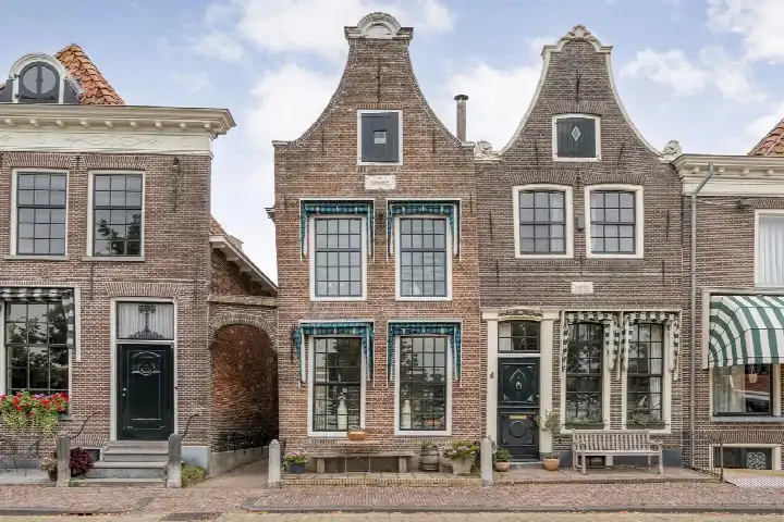 Corner house for sale: Bierkade 4, Blokzijl Blokzijl