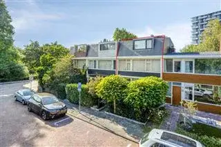 Tussenwoning te koop: Biesbosch 6, Vredeveldbuurt Amstelveen
