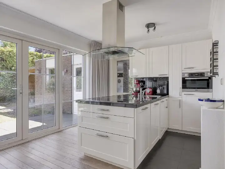 Tussenwoning te koop: Biesheuvellaan 7, Vijfhoeven Vlijmen