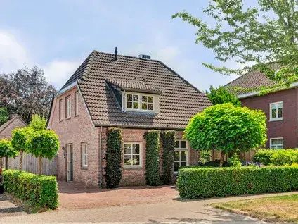 Vrijstaande woning te koop: Bieshof 4, Hoogeloon Hoogeloon