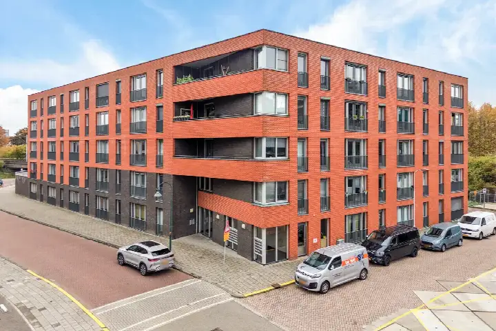 Appartement te koop: Bijdorplaan 338, Driemanspolder-Noord Zoetermeer