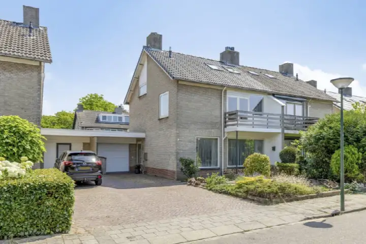 Tussenwoning te koop: Bijlakker 9, Kerkakkers Mierlo