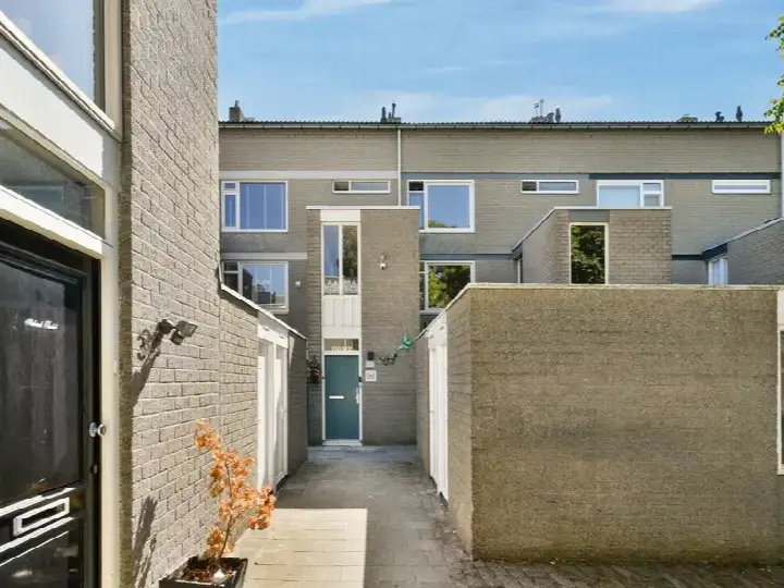 Apartment for sale: Bijster 25, Hoogvliet Zuid Hoogvliet Rotterdam