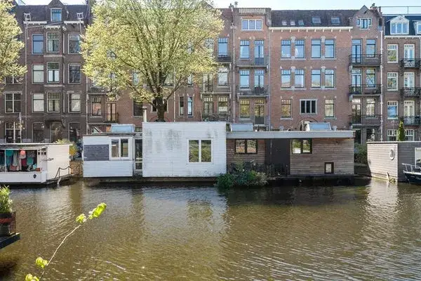 Appartement te koop: Bilderdijkkade 804, Bellamybuurt-Noord Amsterdam