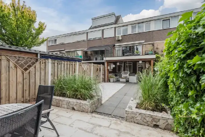 Terraced house for sale: Bilderdijkstraat 23, Bunschoten Bunschoten-Spakenburg