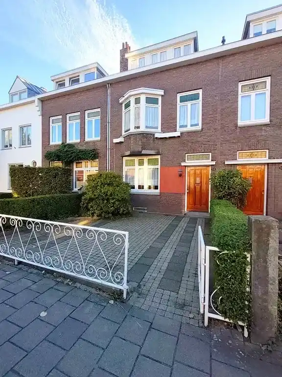 Terraced house for sale: Bilserbaan 33, Brusselsepoort Maastricht