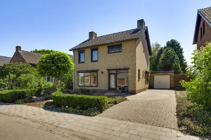 Detached house for sale: Bilt 3B, Stevensweert waaronder Bilt Stevensweert