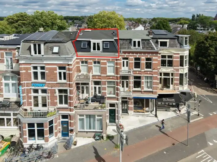 Studio te koop: Biltstraat 120G, Wittevrouwen Utrecht