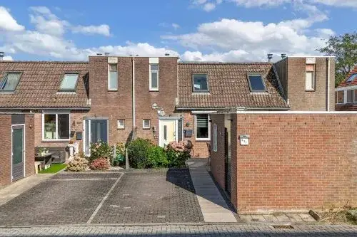 Tussenwoning te koop: Binnendijk 231, Lelystad-Haven Oost Lelystad