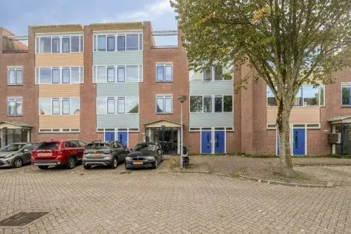 Apartment for sale: Binnenhof 108, Binnenhof en Langshof (met Nieuwstraat) Almere