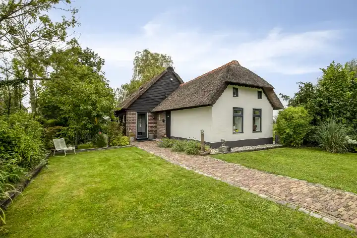 Vrijstaande woning te koop: Binnenpad 117, Giethoorn-Zuid Giethoorn