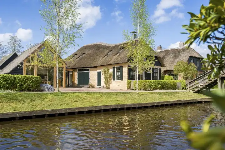 Vrijstaande woning te koop: Binnenpad 30, Giethoorn-Zuid Giethoorn
