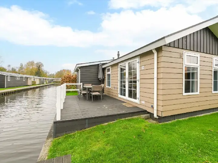 Vrijstaande woning te koop: Binnenpad 49-18, Giethoorn-Zuid Giethoorn