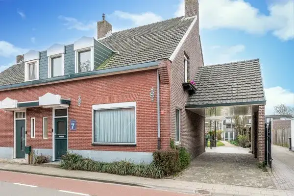 Semi-detached for sale: Binnenweg 7, Zeelst Veldhoven