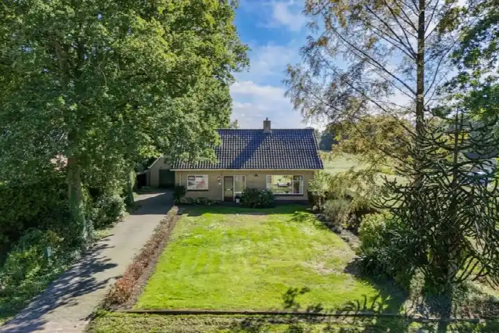 Detached house for sale: Binnenwei 52, Hemrik-Buitengebied Hemrik