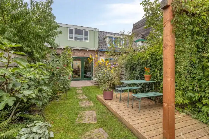 Tussenwoning te koop: Bisschopsweg 22, Bekenstein / De Luiaard Amersfoort