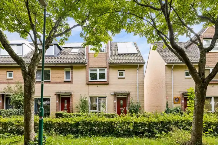 Hoekwoning te koop: Bladmos 50, Mossen Houten