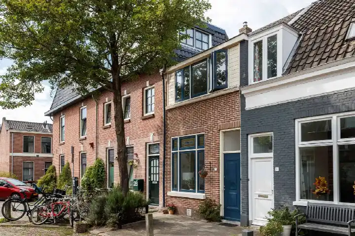 Tussenwoning te koop: Bladstraat 2, Wittevrouwen Utrecht
