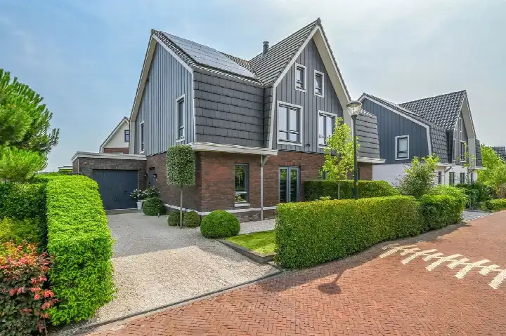 Corner house for sale: Blaricummerdreef 17, Blaricummermeent Blaricum