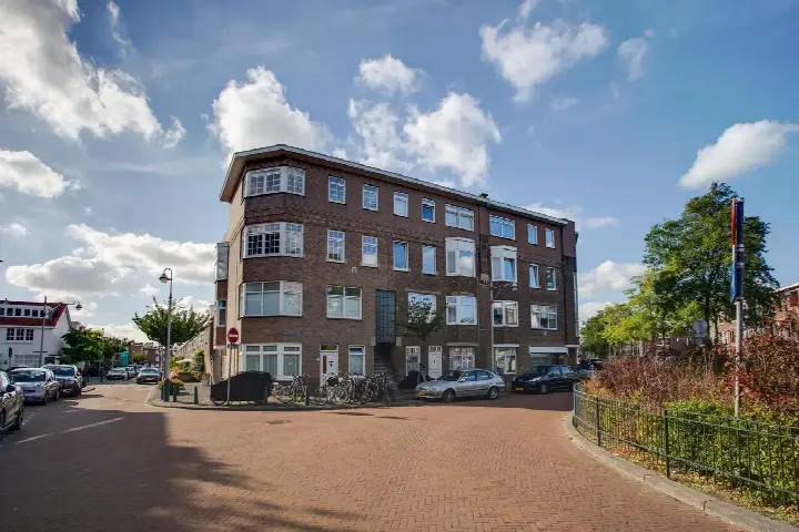 Appartement te koop: Blaricumseplein 23, Rustenburg 'S-Gravenhage