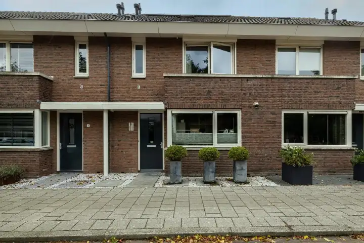 Tussenwoning te koop: Blauwe Vinvis 11, Woerdblok Naaldwijk