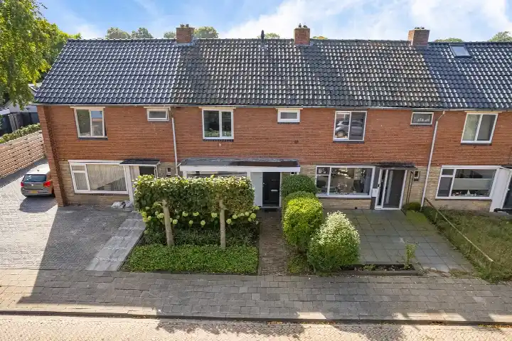 Tussenwoning te koop: Blauwverversregel 17, De Swetten centrum Drachten