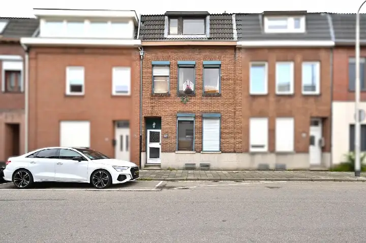Tussenwoning te koop: Bleijerheiderstraat 87, Bleijerheide Kerkrade