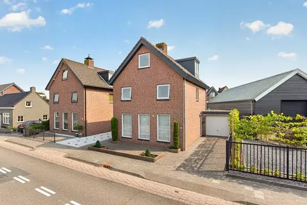 Detached house for sale: Blockmekerstraat 14, Zilverberg Made