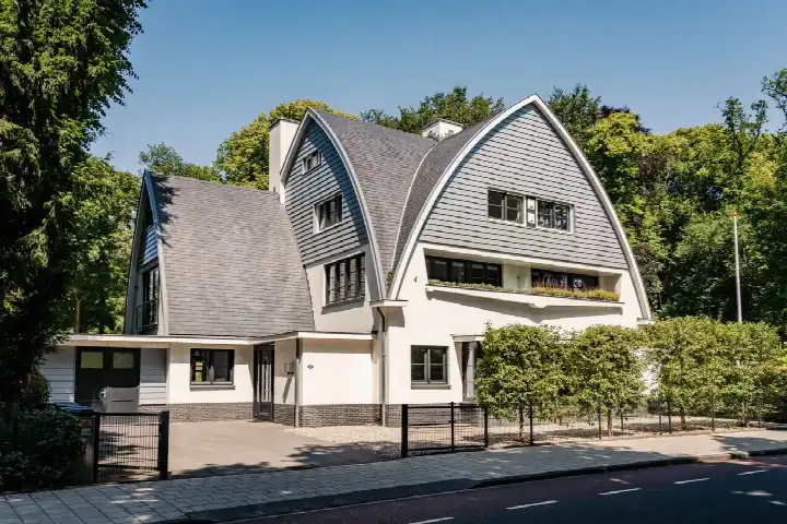 Twee-onder-één-kap te koop: Bloemendaalseweg 250A, Overveen-West Overveen