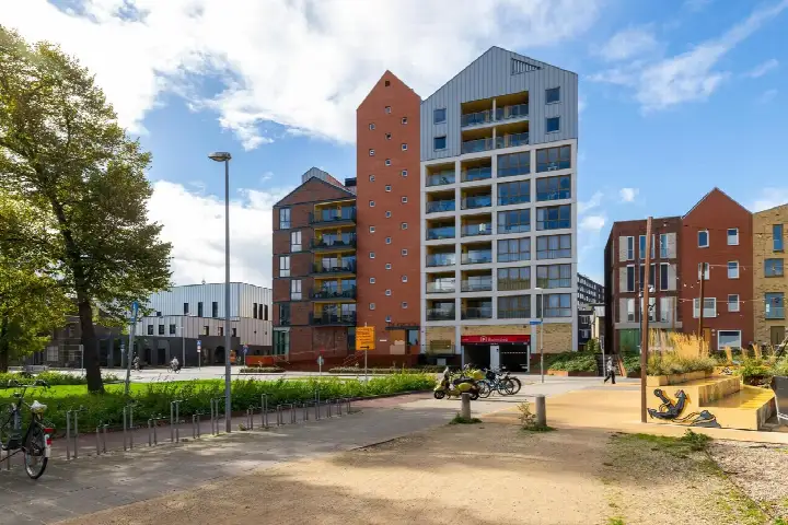 Apartment for sale: Bloemsingel 148, Hortusbuurt-Ebbingekwartier Groningen