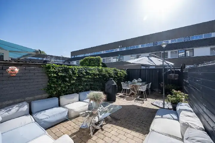 Tussenwoning te koop: Bloemstede 308, Bloemstede Maarssen