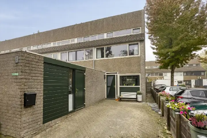 Hoekwoning te koop: Bloemstede 358, Bloemstede Maarssen