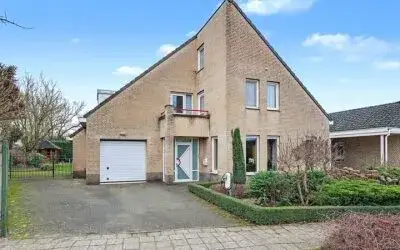 Detached house for sale: Bloemstok 6, De Polders Veldhoven