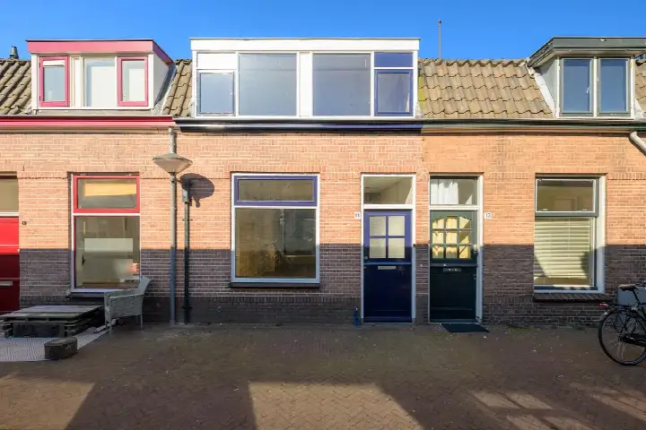 Terraced house for sale: Bloemstraat 11, De Kooi Leiden