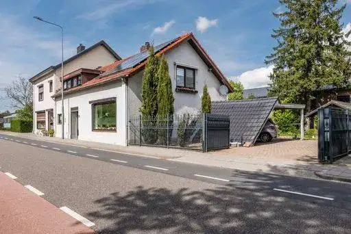 Semi-detached for sale: Bocholtzerweg 34, Verspreide huizen Simpelveld