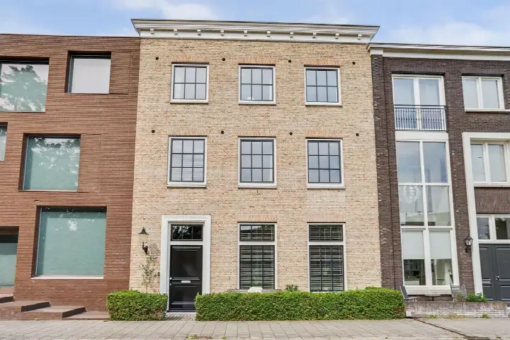 Tussenwoning te koop: Boddenkamplaan 35, Boddenkamp Enschede