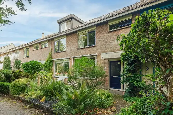 Tussenwoning te koop: Boekenstein 16, Zuid West Heiloo