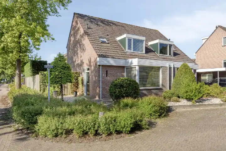 Twee-onder-één-kap te koop: Bogerd 1, Den Dungen Den Dungen