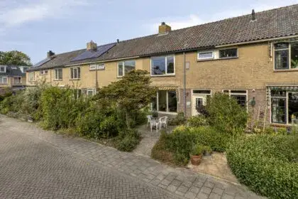 Tussenwoning te koop: Boksdoornplantsoen 37, Schoorl met Bregtdorp Schoorl